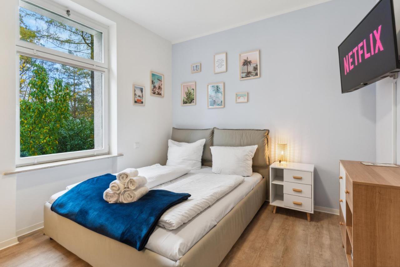 Vorstadtoase - 2 Personen - Eichwalde, Naehe Ber - Queensize-Bett, Netflix, Parken Luaran gambar