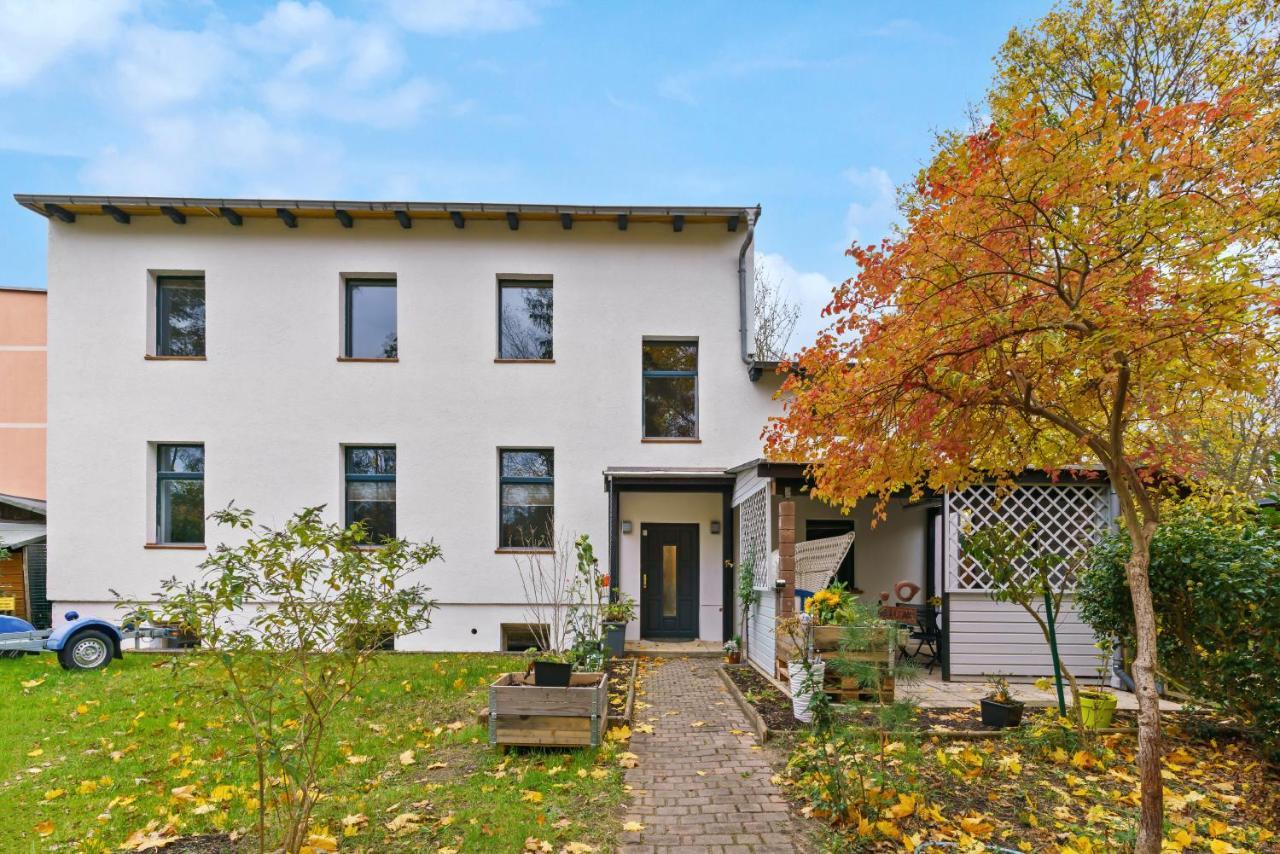 Vorstadtoase - 2 Personen - Eichwalde, Naehe Ber - Queensize-Bett, Netflix, Parken Luaran gambar